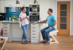 ergonomic chair prevents back pain